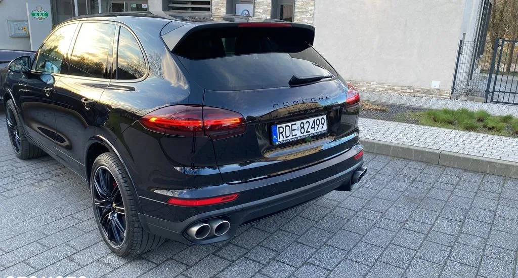 Porsche Cayenne cena 209000 przebieg: 139000, rok produkcji 2017 z Pieszyce małe 79